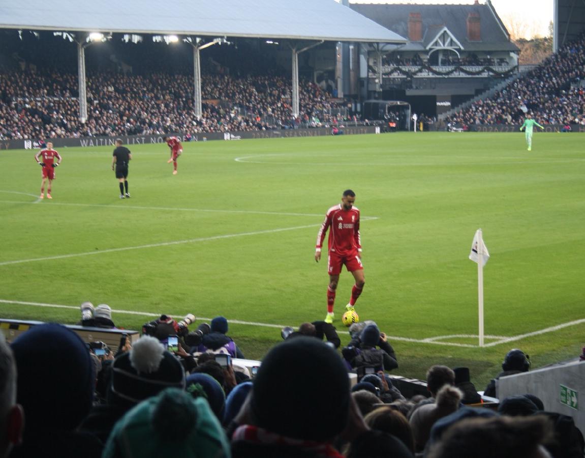 阿利松的信仰与韧性：失去兄弟后的头球绝杀如何定义门将精神力量